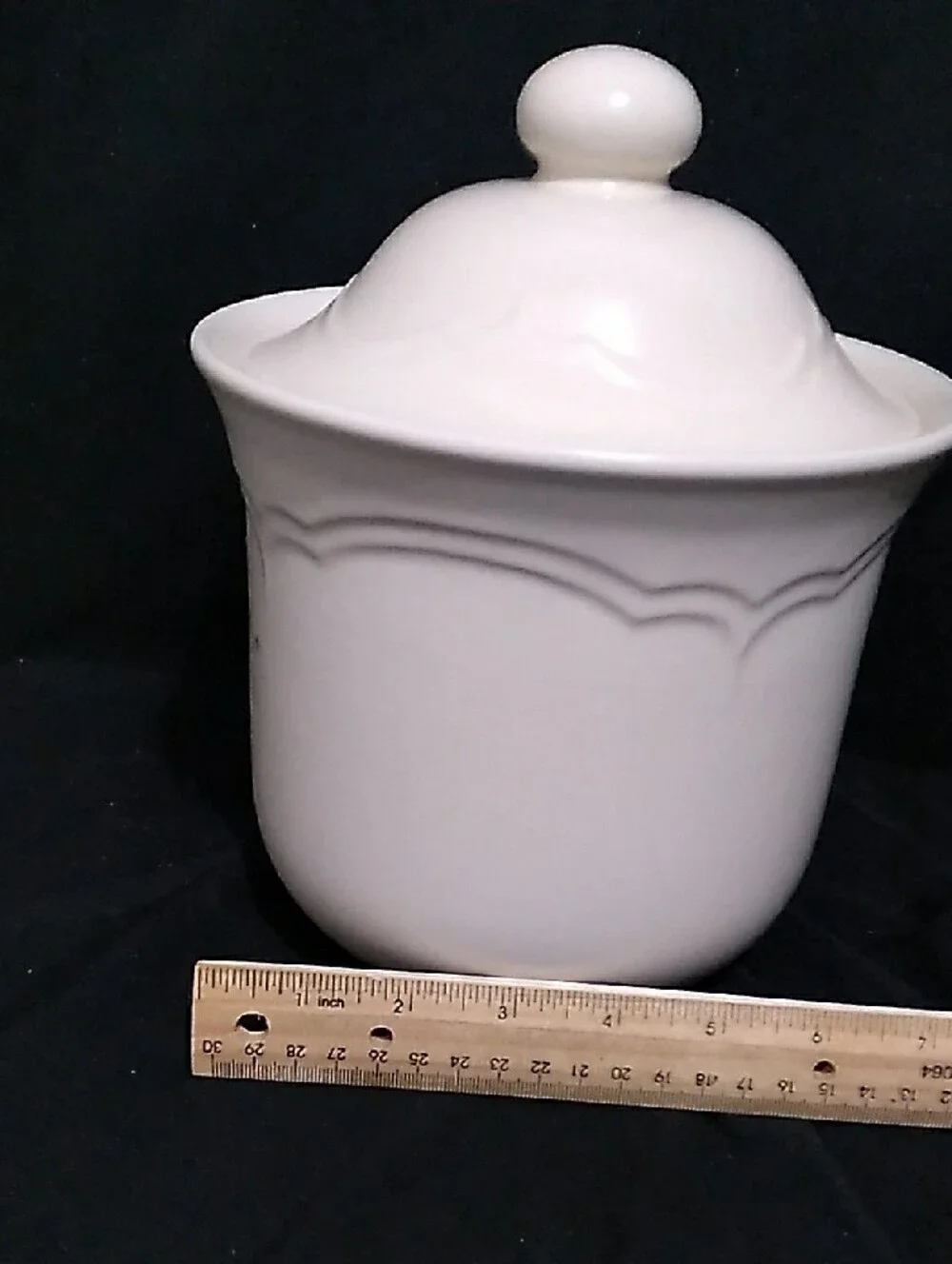 Vintage Pfaltzgraff Tea Rose Stoneware Canister (B9)